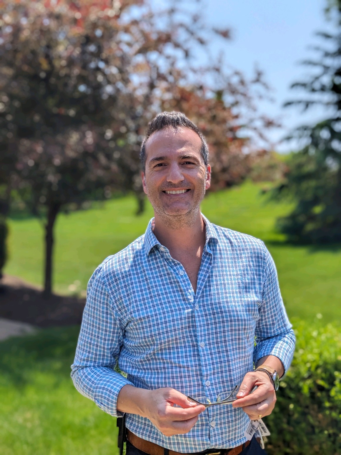 Dr. John Pispidikis Announces Nursing Scholarship to Support Aspiring Healthcare Professionals