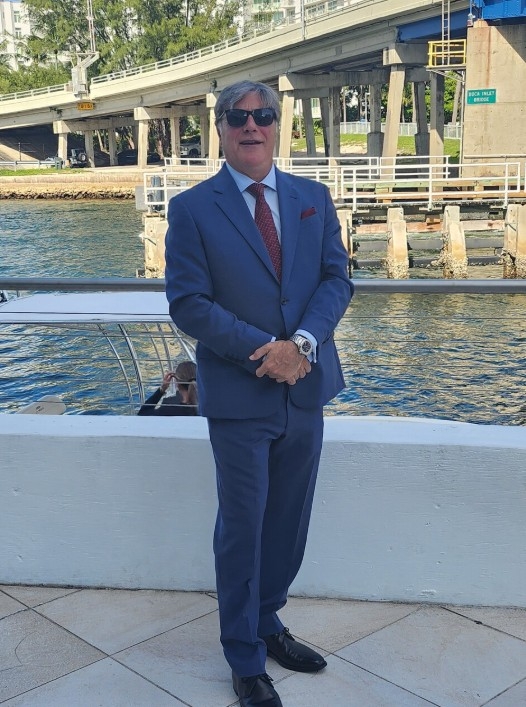 Robert Massimi Debunks 5 Myths About Business and the Arts