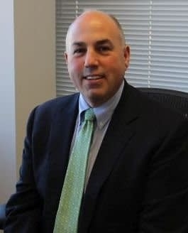 Gary Gordon, New York Based Finance Expert, Introduces New Scholarship Program for Undergraduate Students with Entrepreneurial Vision