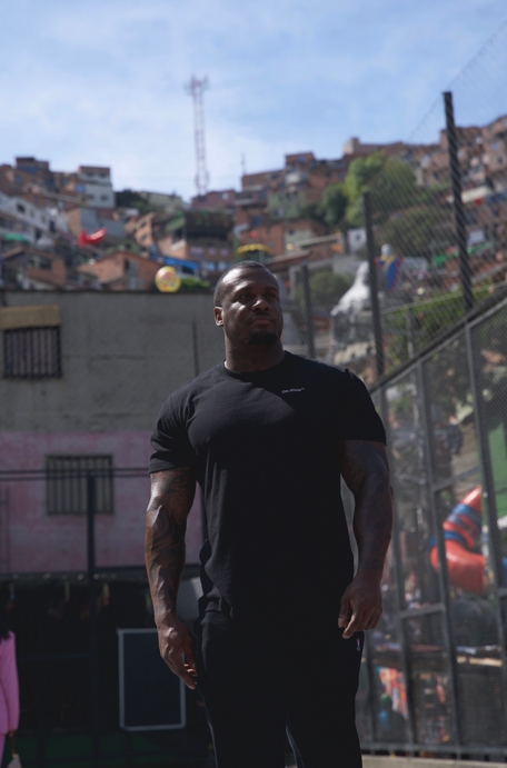 Reco Jefferson Featured in Exclusive Interview Highlighting His Journey from Curiosity to E-Commerce Success