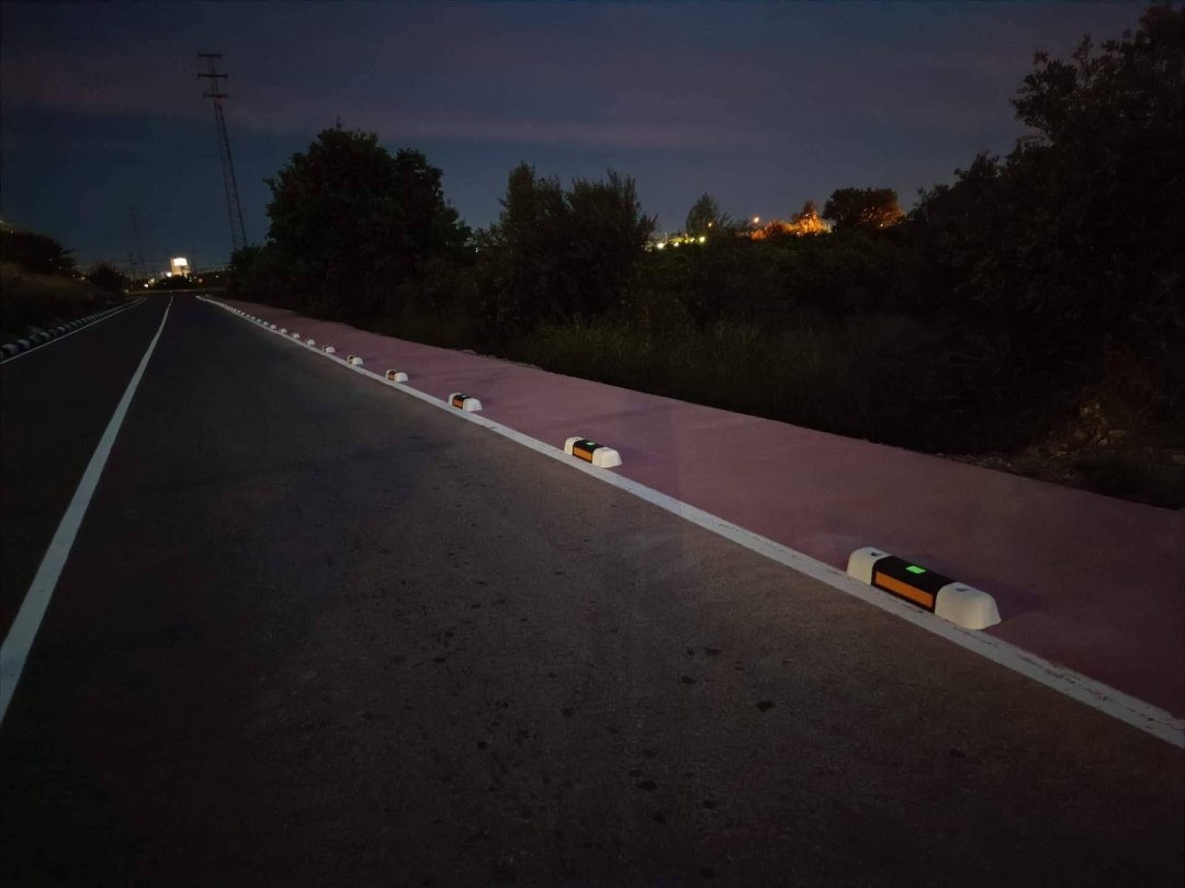 Growing adoption of Abadecom Urban’s photoluminescent bike lane separator in urban environments