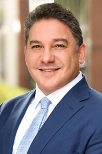 Roland Sanchez-Medina Launches New Website to Share Legal Expertise and Community Insights