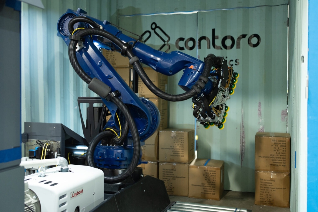 Contoro Robotics & States Logistics Celebrate One Year of Automated Trailer Unloading - 450 Trailers Offloaded and a Growing Flock of "Dock Ducks" Planned for 2026