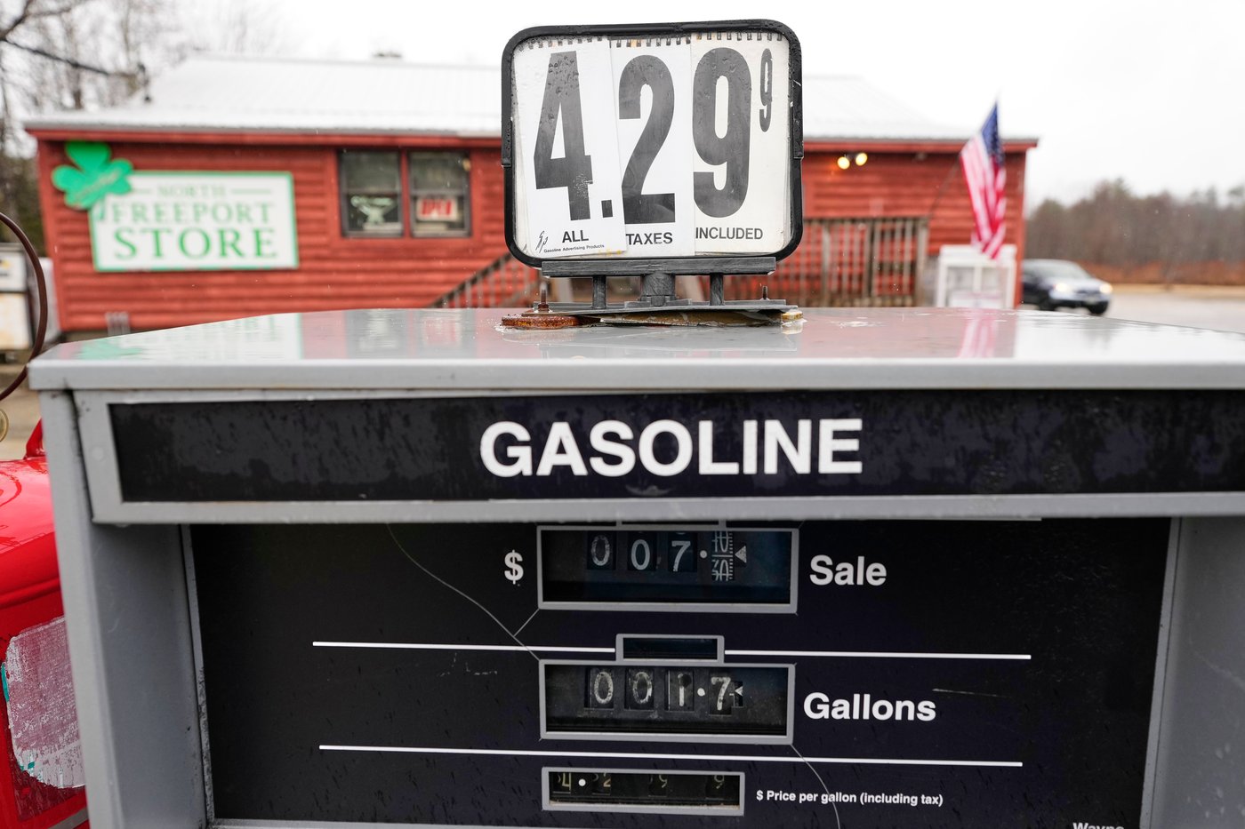 A sign shows the price of gas at a store, Tuesday, March 31, 2026, in Freeport, Maine. (AP Photo/Robert F. Bukaty)