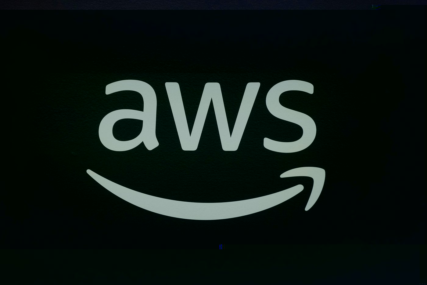 Amazon cloud outage reaches Canadians, Wealthsimple among businesses  affected