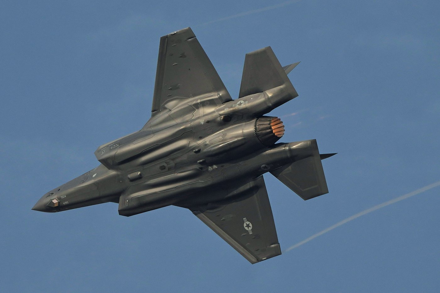 A U.S. F35 fighter jet performs during the Dubai Air Show in Dubai, United Arab Emirates on Tuesday, Nov. 18, 2025. (AP Photo/Fatima Shbair)