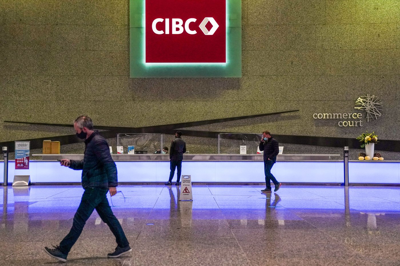 The CIBC logo displayed the the lobby of its headquarters in Toronto on Monday, Oct. 25, 2021. THE CANADIAN PRESS/Evan Buhler