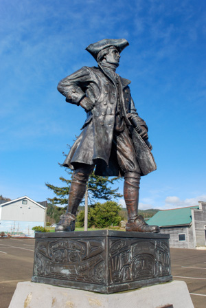 A statue of Robert Gray in Garibaldi, Tillamook County, Oregon. (Photo: sos.oregon.gov)