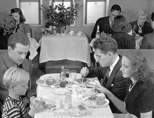 A meal aboard a Pan Am Clipper. (Photo: PAHF Collection)