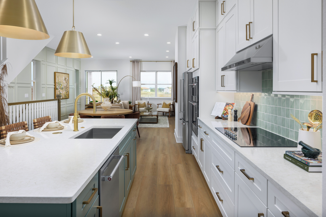 AloraLakeNona_Joyce_Kitchen_2_CC_RET_RGB (1)