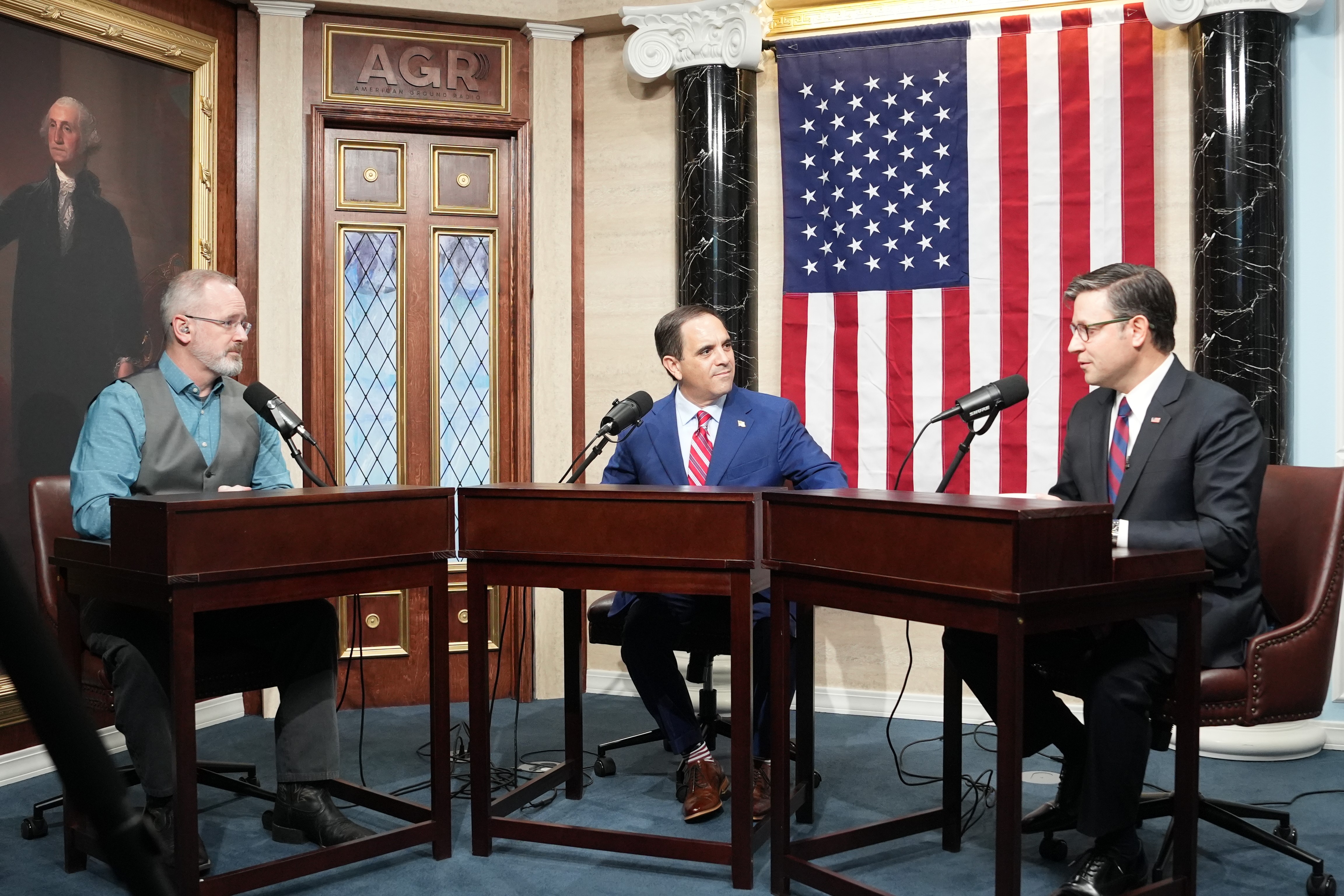 AGR.Hosts