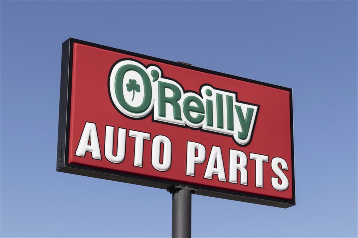 Oreilly auto parts sign