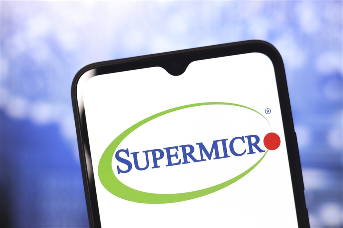 Super Micro Computer stock 