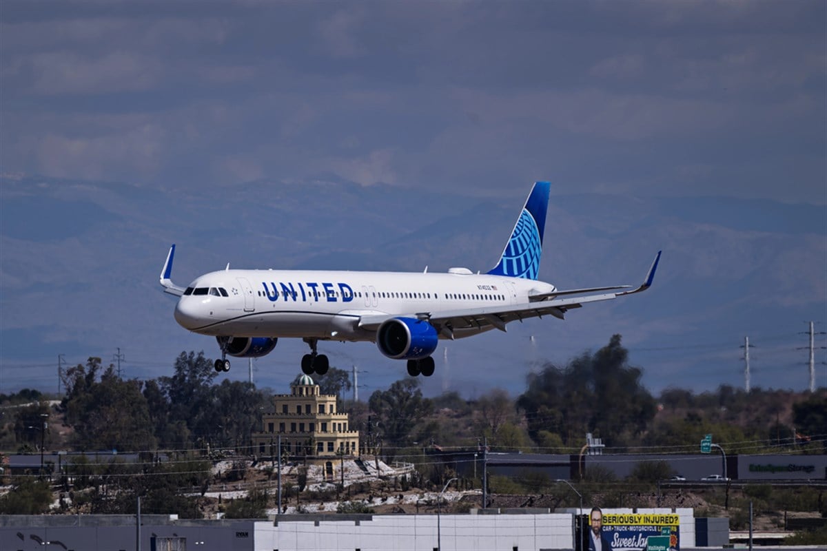 Sky Harbor Intl. Airport 3-15-2025 Phoenix AZ, US — Stock Editorial Photography