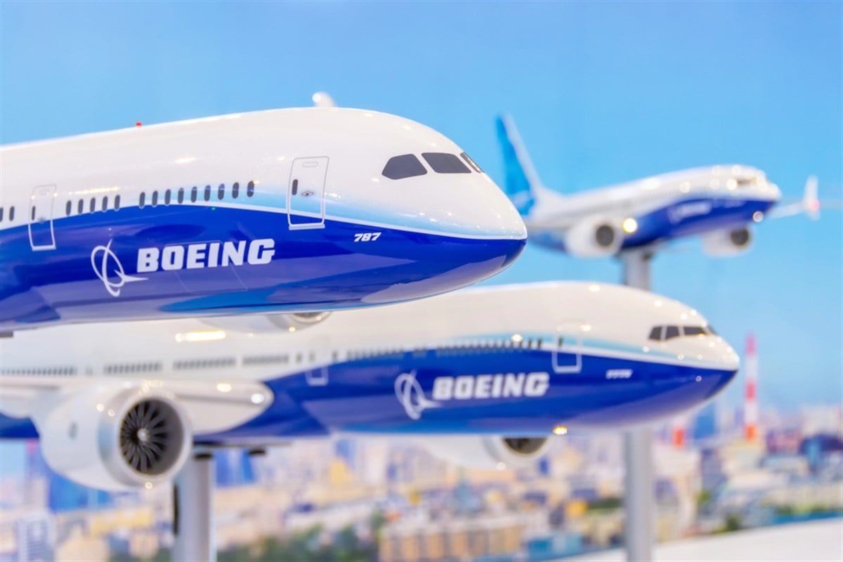 Boeing 787, 777 X, 737 max airliner model dreamliner at the stand of the company corporation. Russia. Moscow. 22 July 2021 — Stock Editorial Photography