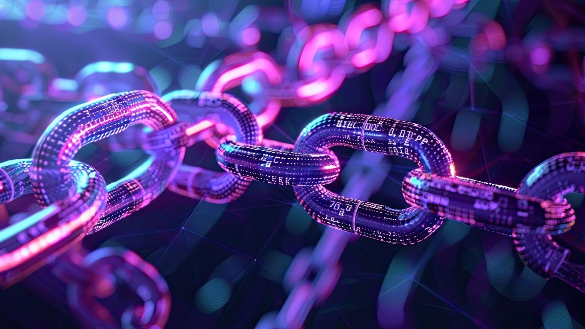 Blockchain computer code in the shape of chain links.