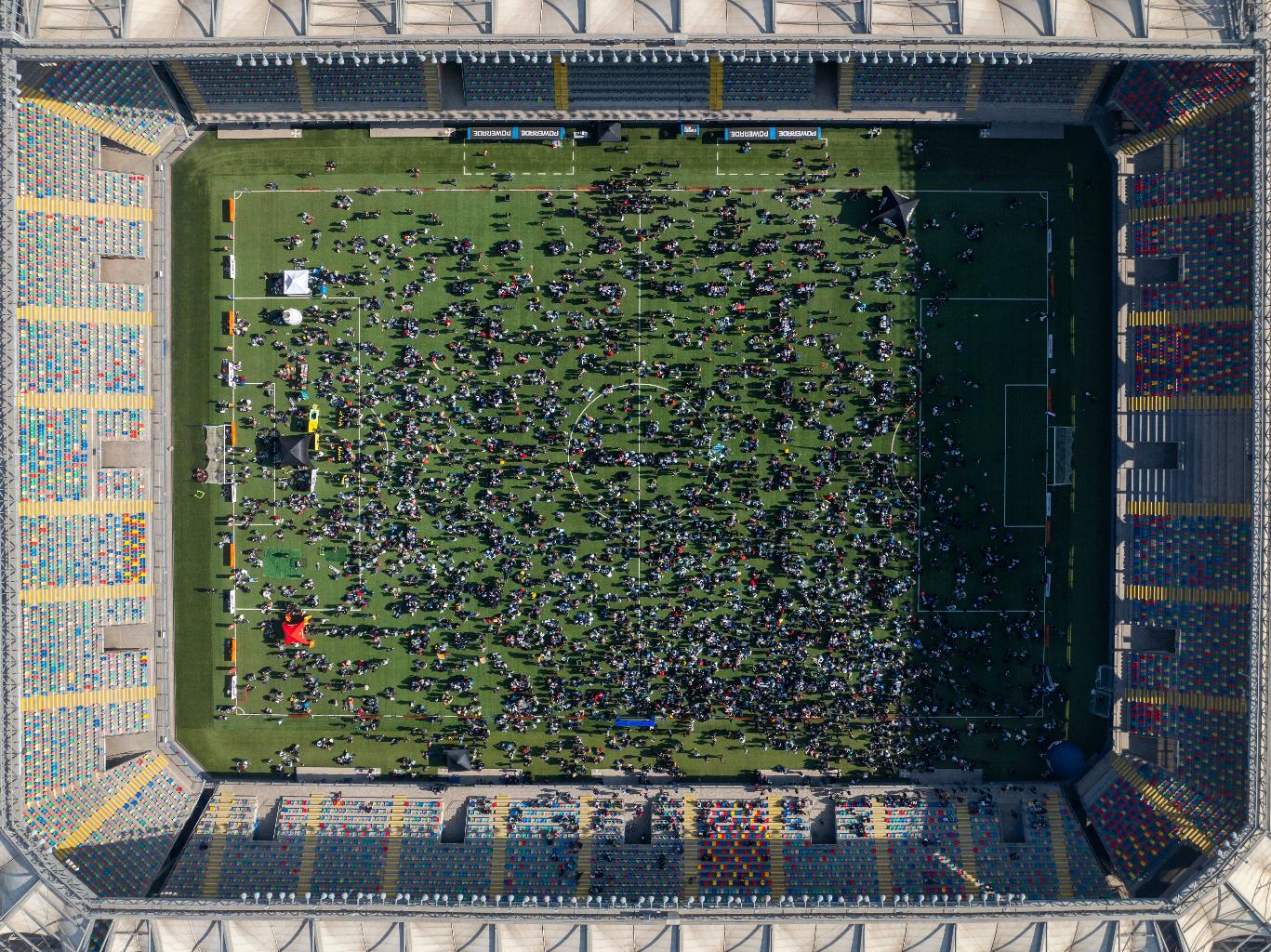 Soccer fans gather to trade Panini World Cup sticker albums and trading cards at the Bicentenario de La Florida stadium in Santiago, Chile, Sunday, May 31, 2026. (AP Photo/Esteban Felix)