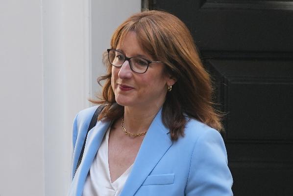 Britain's Chancellor of the Exchequer Rachel Reeves leaves 11 Downing Street to attend the weekly session of Prime Minister's Questions in parliament in London, Wednesday, April 29, 2026. (AP Photo/Kirsty Wigglesworth)