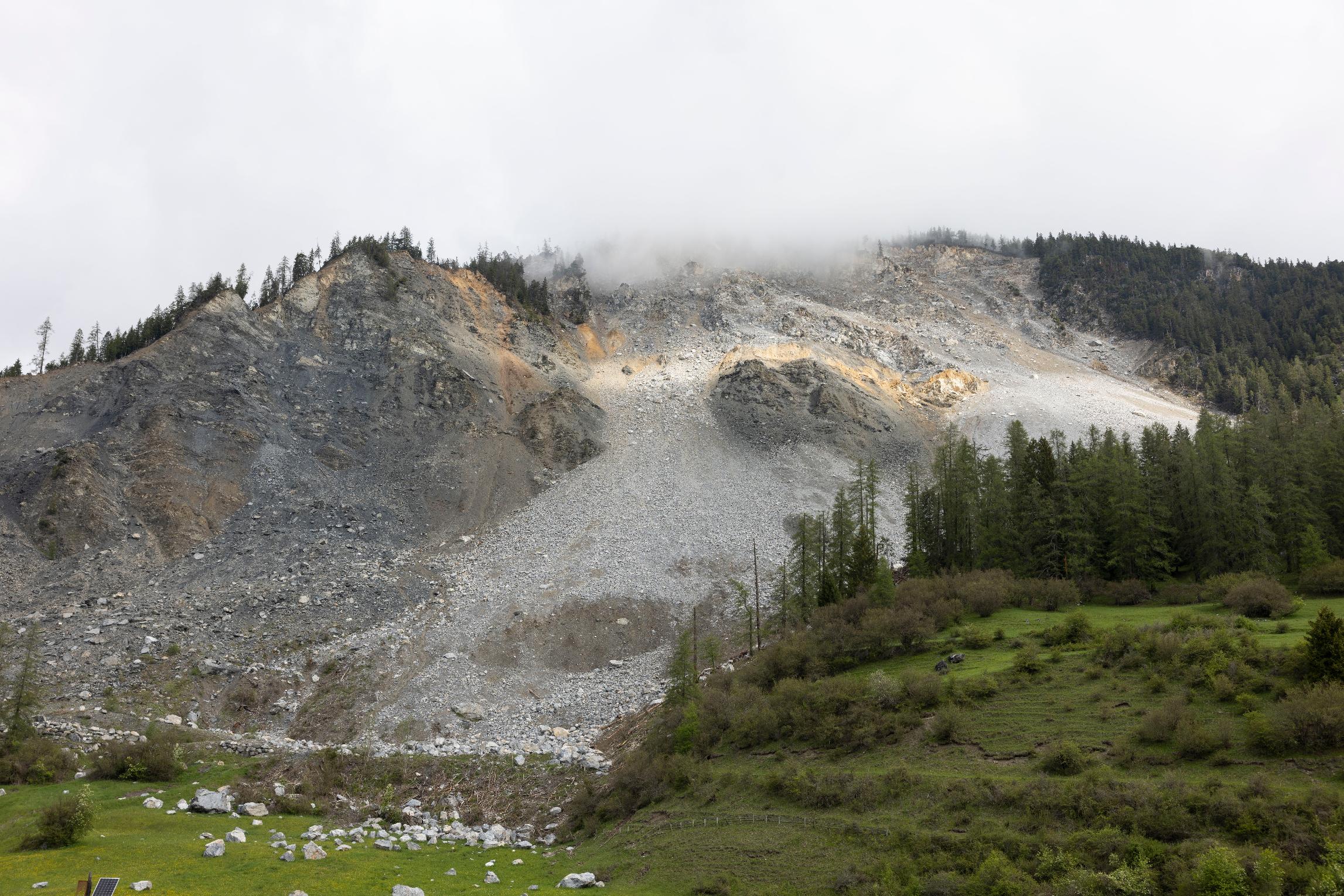 Switzerland Rockslide Alert