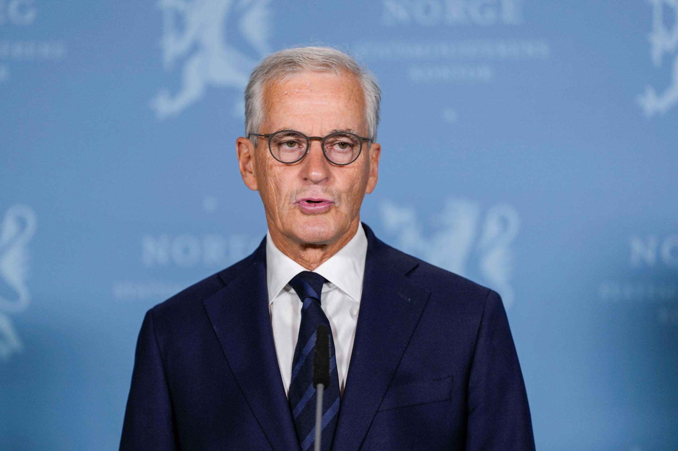 Norway's Prime Minister Jonas Gahr Støre reports on the status of the purchase of frigates from the United Kingdom, at the Prime Minister's Office in Oslo, Sunday, Aug. 31, 2025. (Rodrigo Freitas/NTB Scanpix via AP)
