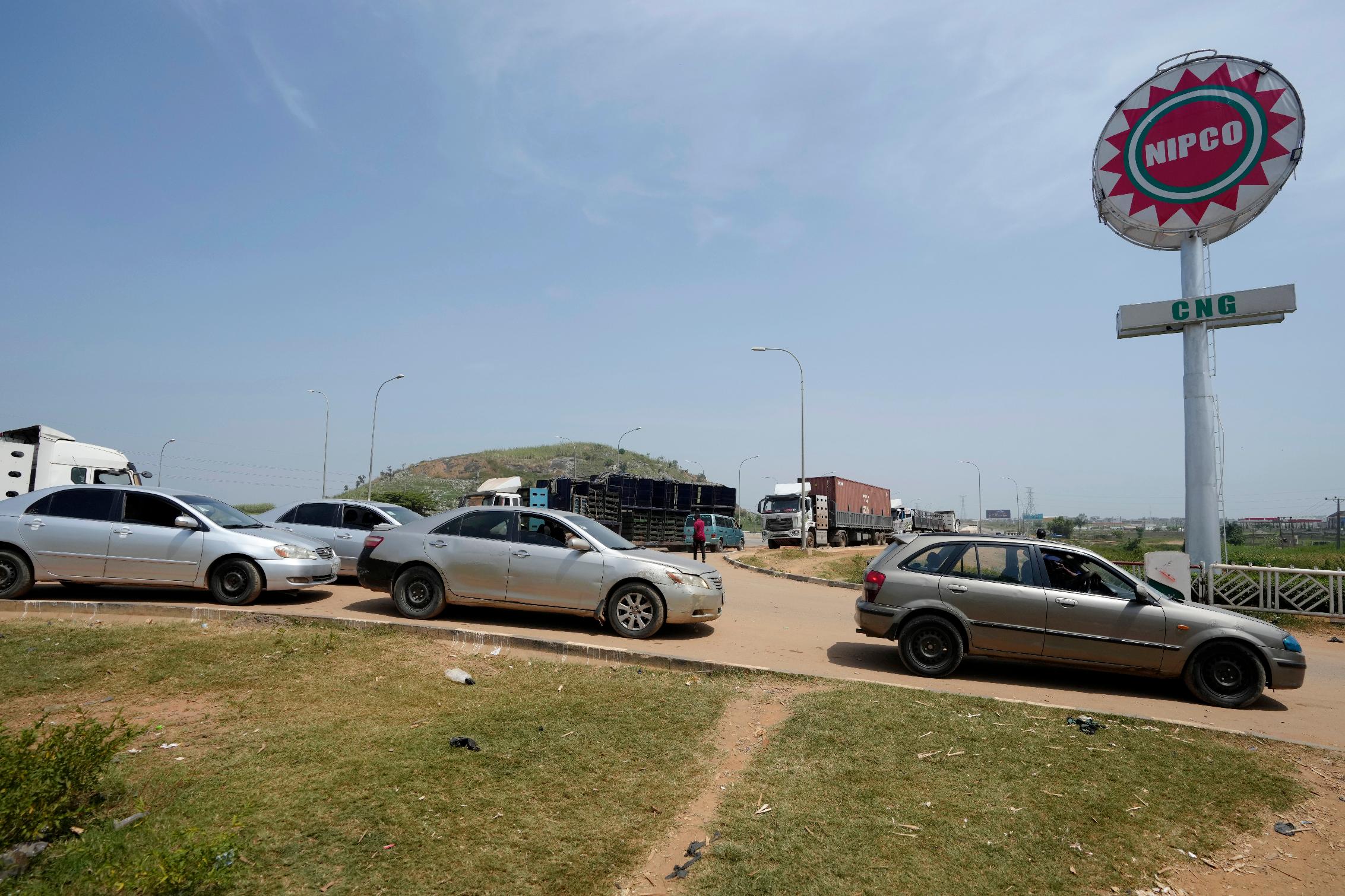 Nigeria turns to natural gas as transport prices soar after petrol ...