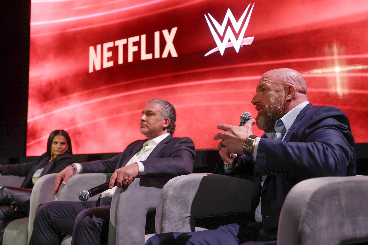 Visual Reference: Wwe Ready To Begin Netflix Era With Monday Night Raw