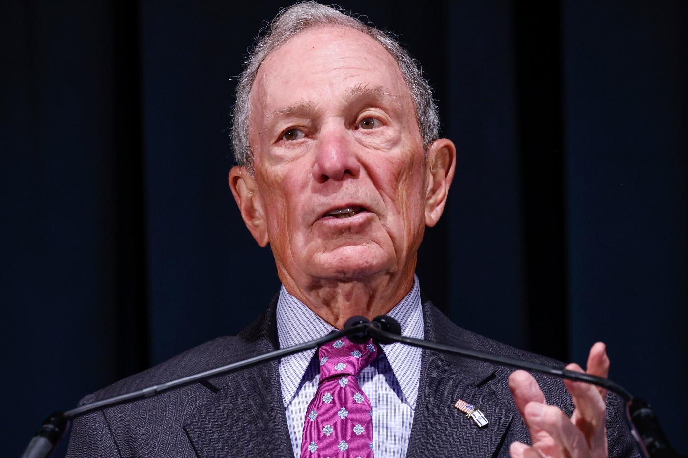FILE - Michael Bloomberg announces his organization, Bloomberg Philanthropies, will give $600 million to the endowments of the four historically Black medical schools at the National Medical Association convention, Tuesday Aug. 6, 2024, in New York (AP Photo/Kena Betancur, File)