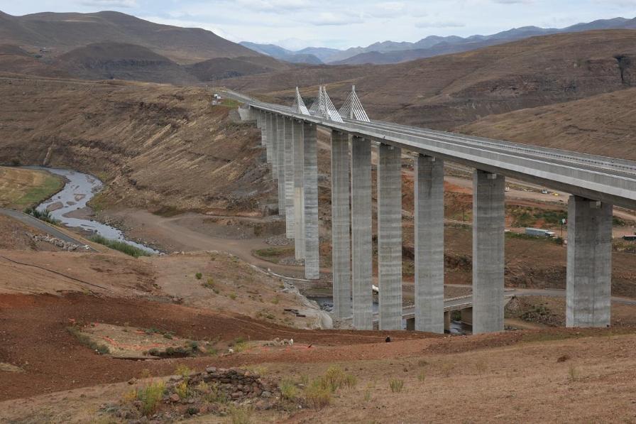 This photo provided by the South African Government Communications and Information Services (GCIS), shows the Senqu Bridge in Mokhotlong, Lesotho, Wednesday, April 22, 2026. (Elmond Jiyane/South African Government Communication and Information Services via AP)