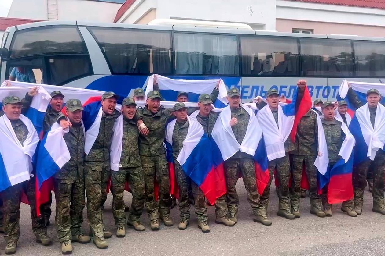 Russia Ukraine Prisoners