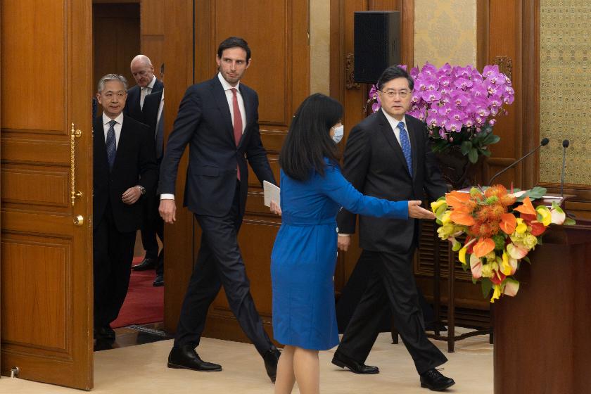 Dutch Foreign Minister Wopke Hoekstra, center, and his Chinese counterpart Qin Gang, right, arrive to hold a joint news conference following their meeting in Beijing, China, Tuesday May 23, 2023. (Thomas Peter/Pool Photo via AP)