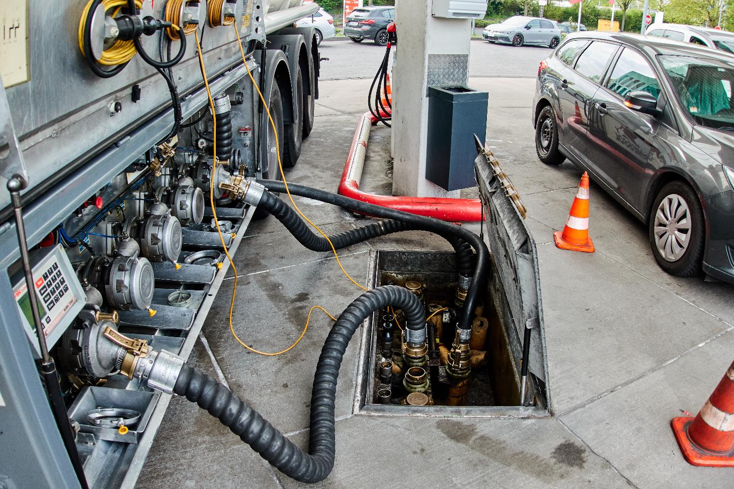 Fuel is filled from a fuel tanker to a gas station in Frankfurt, Germany, Thursday, April 16, 2026. (AP Photo/Michael Probst)