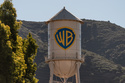 La torre de agua de Warner Bros. en Burbank, California, el 5 de diciembre del 2025. (Foto AP/Jae C. Hong)